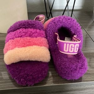 Ugg💜purple and pink fuzzie slippers 💯 authentic